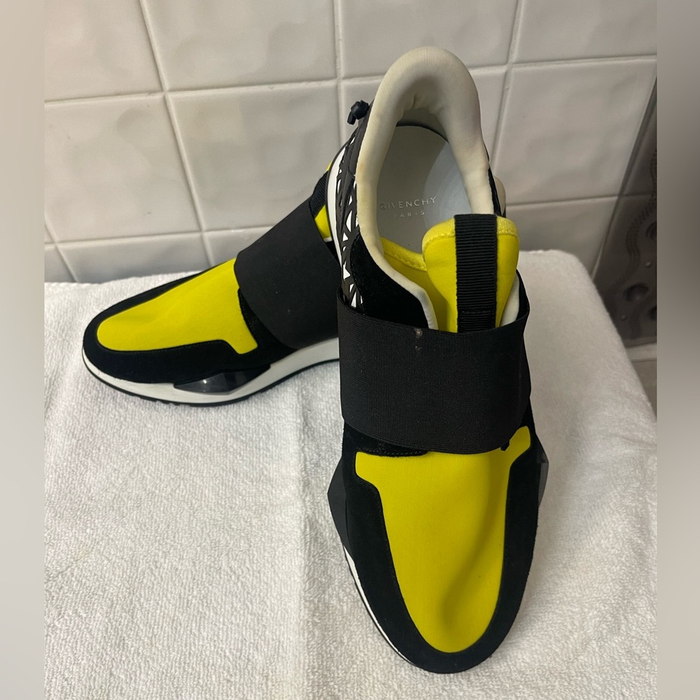 Nice Women’s Sneakers